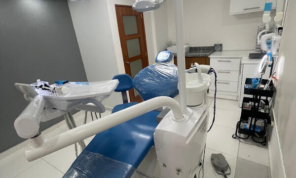 Clínica Dental Los Ciruelitos